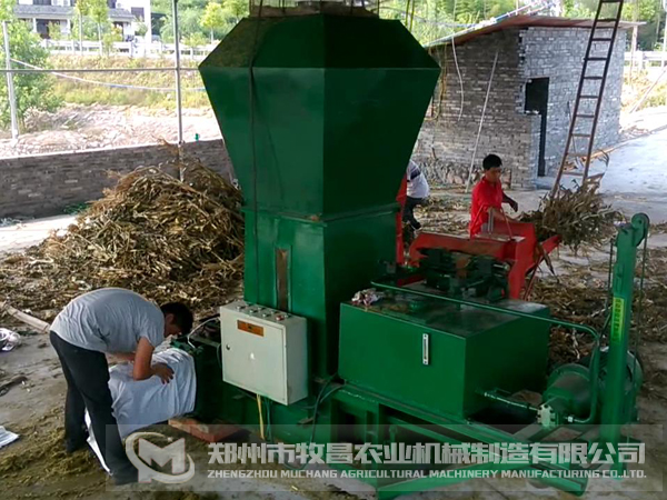 揉絲機配秸稈打包機工作圖.jpg