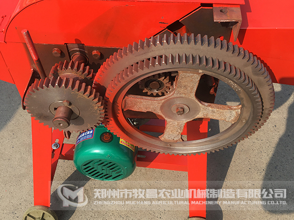 小型鍘草機(jī)變檔齒輪.JPG