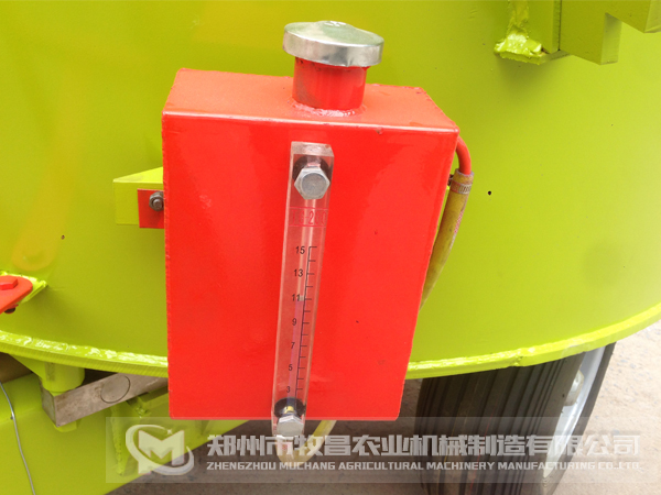 立式tmr飼料攪拌機(jī)細(xì)節(jié)圖2.jpg